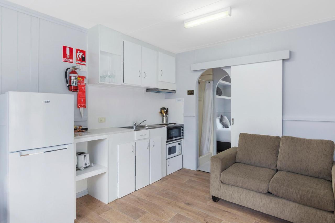 Wairo Beach Holiday Park Tabourie Lake Exteriér fotografie