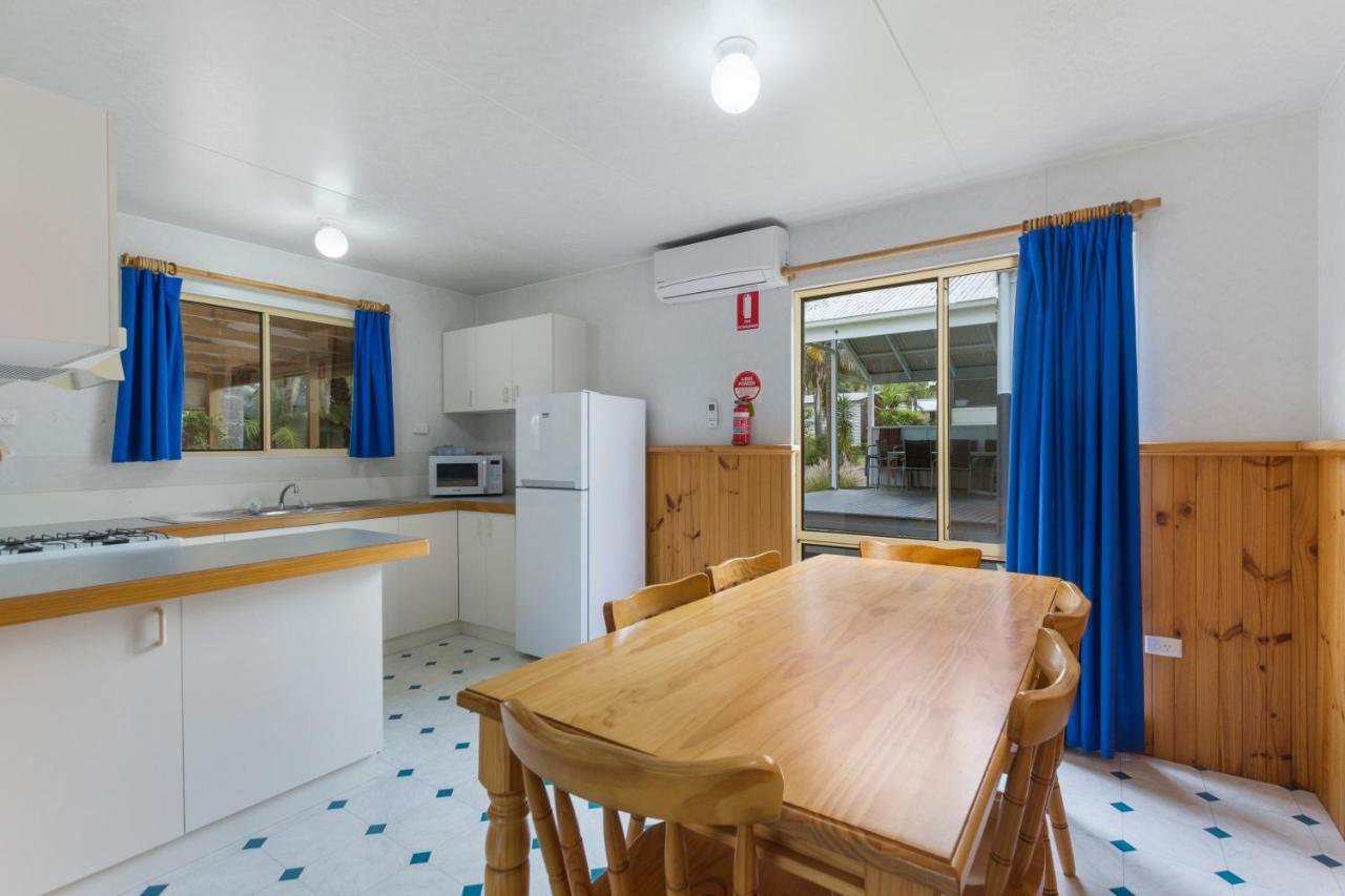 Wairo Beach Holiday Park Tabourie Lake Exteriér fotografie